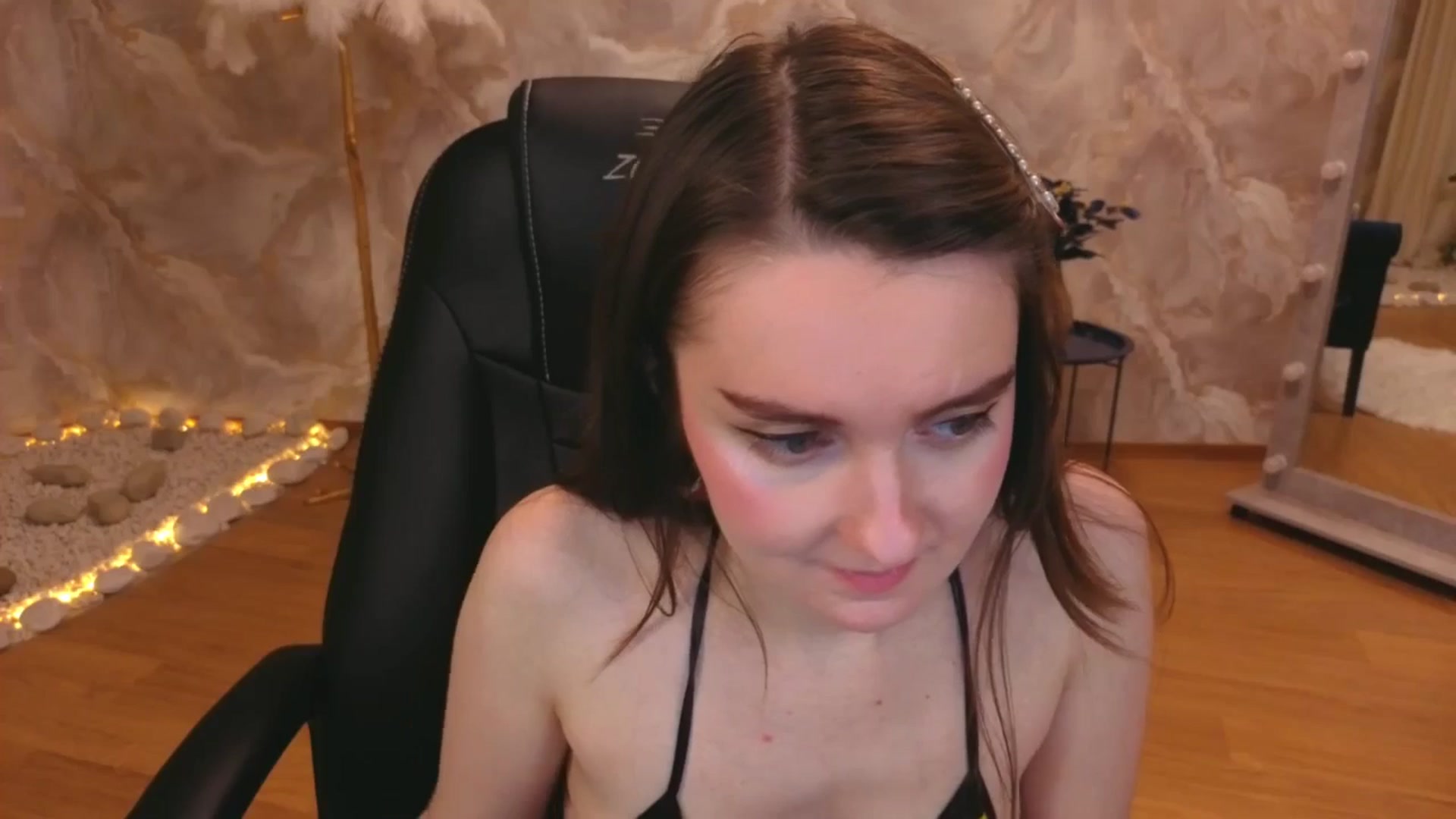 Gallery image thumbnail from Milim_Nava's myfreecams stream on, 11/25/2025, 07:27 image 19 of 20
