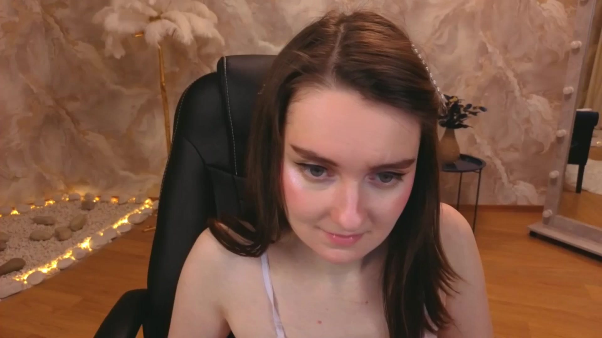 Gallery image thumbnail from Milim_Nava's myfreecams stream on, 11/25/2025, 08:12 image 16 of 20