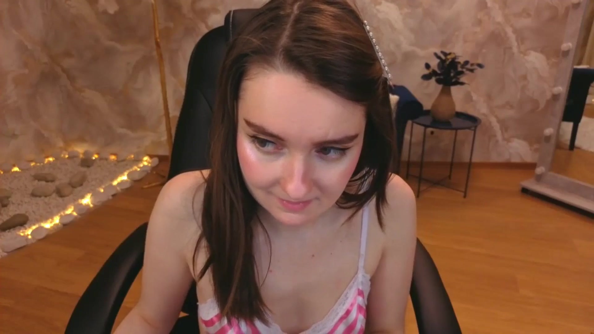 Gallery image thumbnail from Milim_Nava's myfreecams stream on, 11/25/2025, 08:12 image 18 of 20