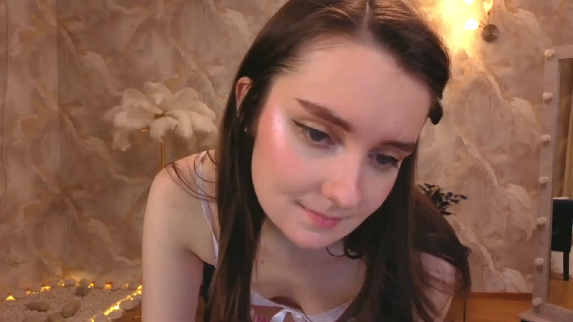 Gallery image thumbnail from Milim_Nava's myfreecams stream on, 11/25/2025, 08:10 image 3 of 20