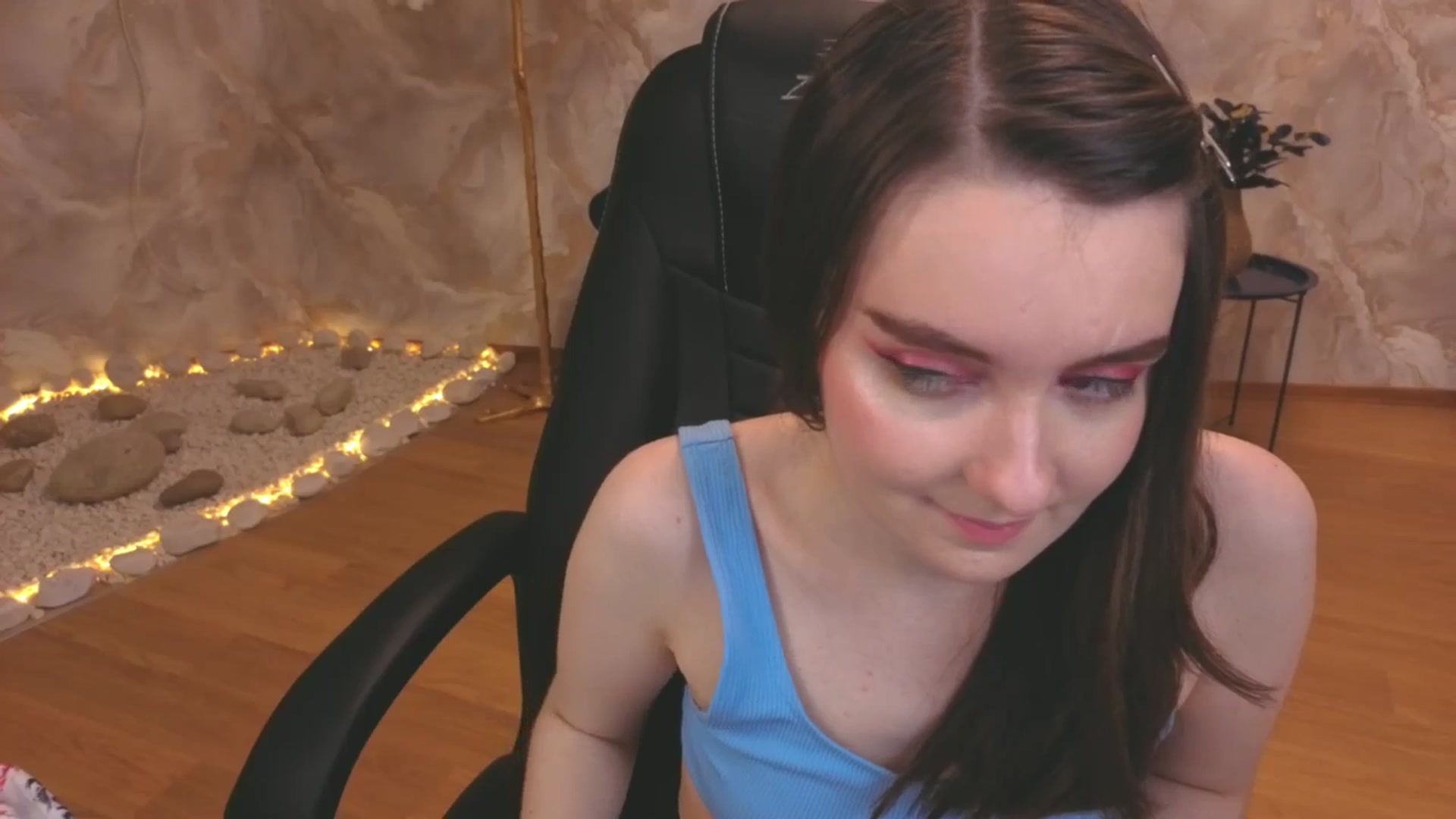Gallery image thumbnail from Milim_Nava's myfreecams stream on, 12/08/2025, 23:47 image 18 of 20
