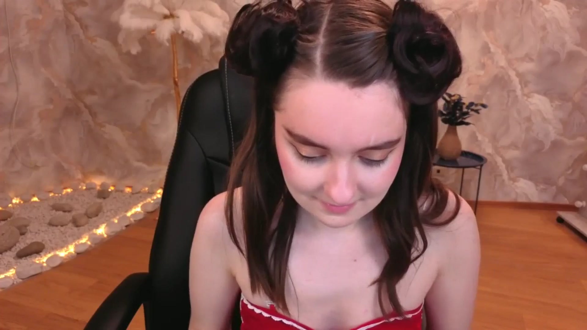 Gallery image thumbnail from Milim_Nava's myfreecams stream on, 12/10/2025, 19:43 image 15 of 20