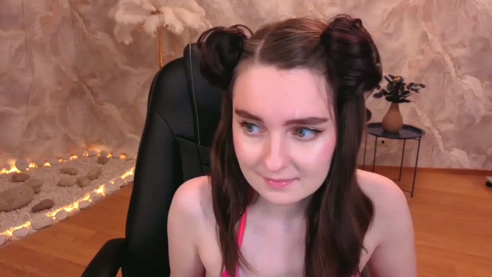 Gallery image thumbnail from Milim_Nava's myfreecams stream on, 12/11/2025, 01:15 image 16 of 20