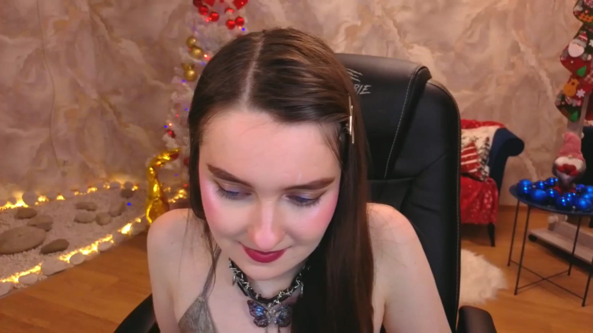Gallery image thumbnail from Milim_Nava's myfreecams stream on, 12/14/2025, 23:46 image 6 of 20