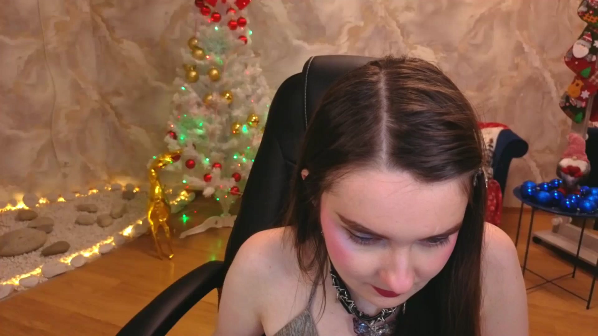 Gallery image thumbnail from Milim_Nava's myfreecams stream on, 12/14/2025, 23:46 image 10 of 20