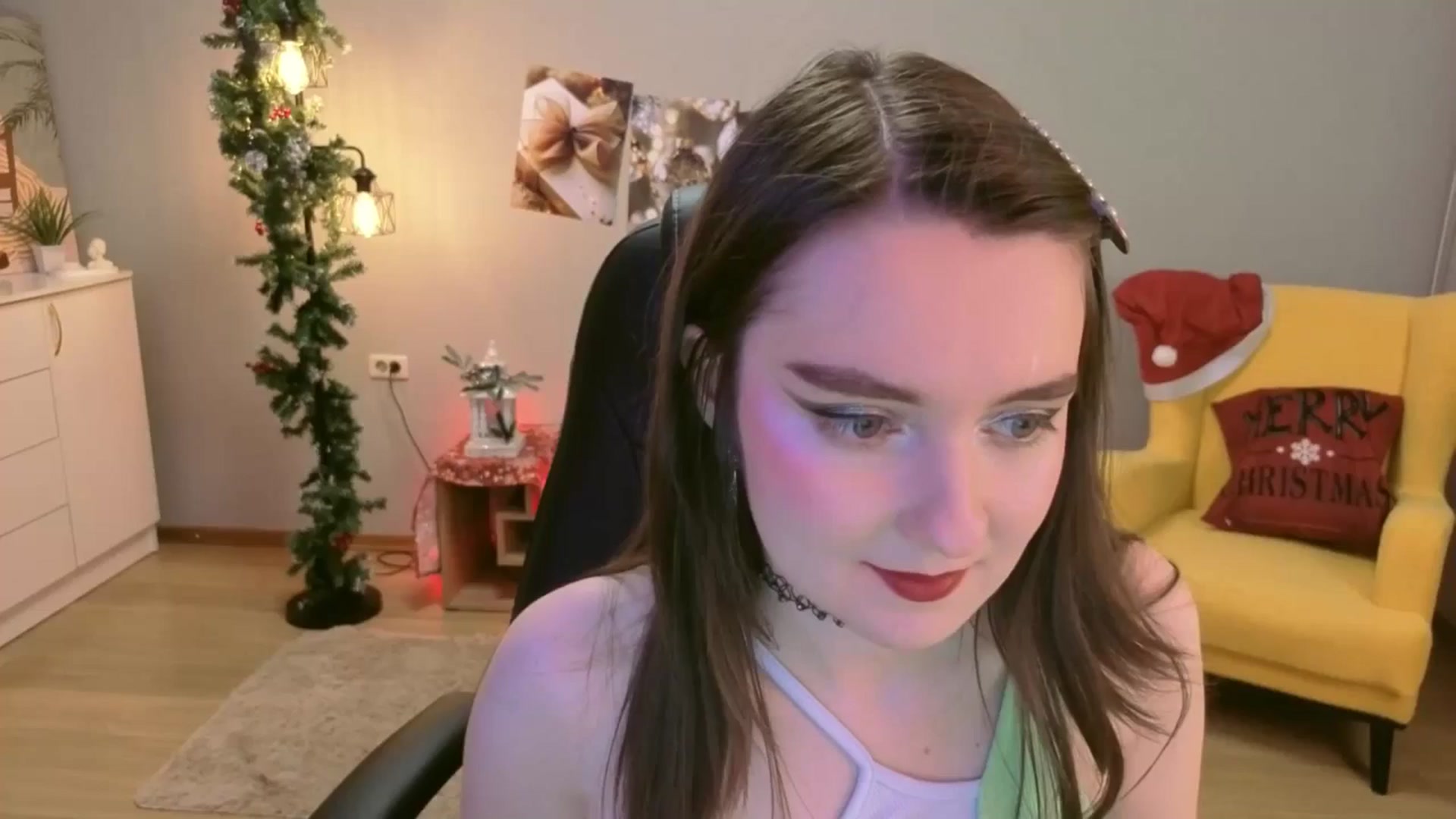 Gallery image thumbnail from Milim_Nava's myfreecams stream on, 12/15/2025, 18:34 image 1 of 20