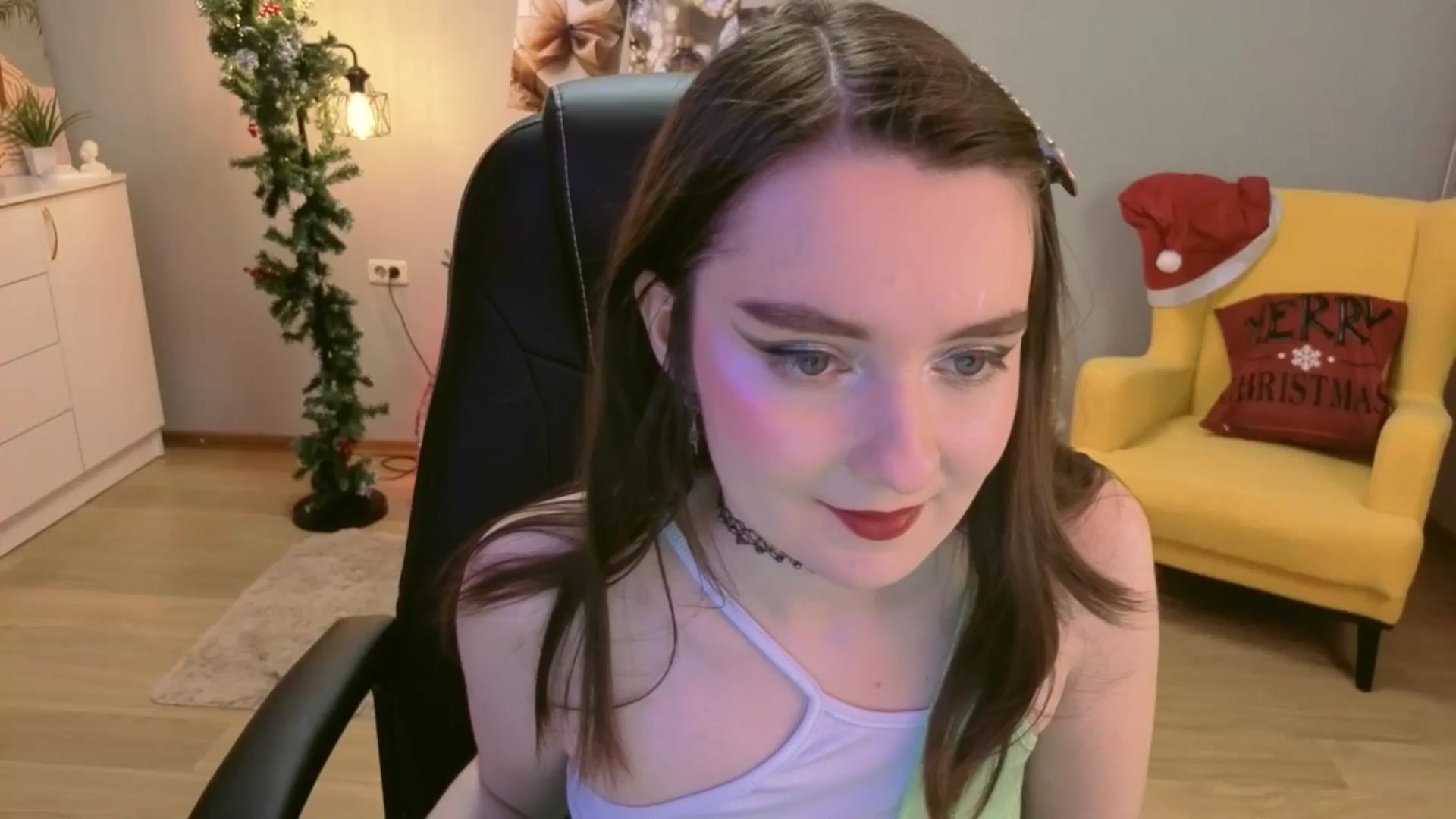 Gallery image thumbnail from Milim_Nava's myfreecams stream on, 12/15/2025, 18:34 image 17 of 20