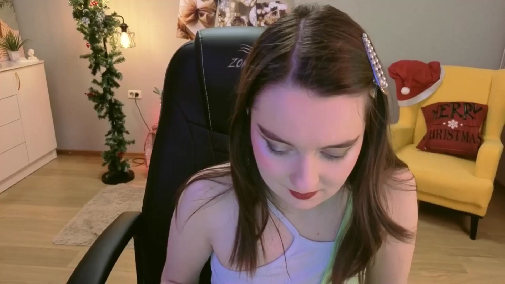 Gallery image thumbnail from Milim_Nava's myfreecams stream on, 12/15/2025, 18:34 image 19 of 20