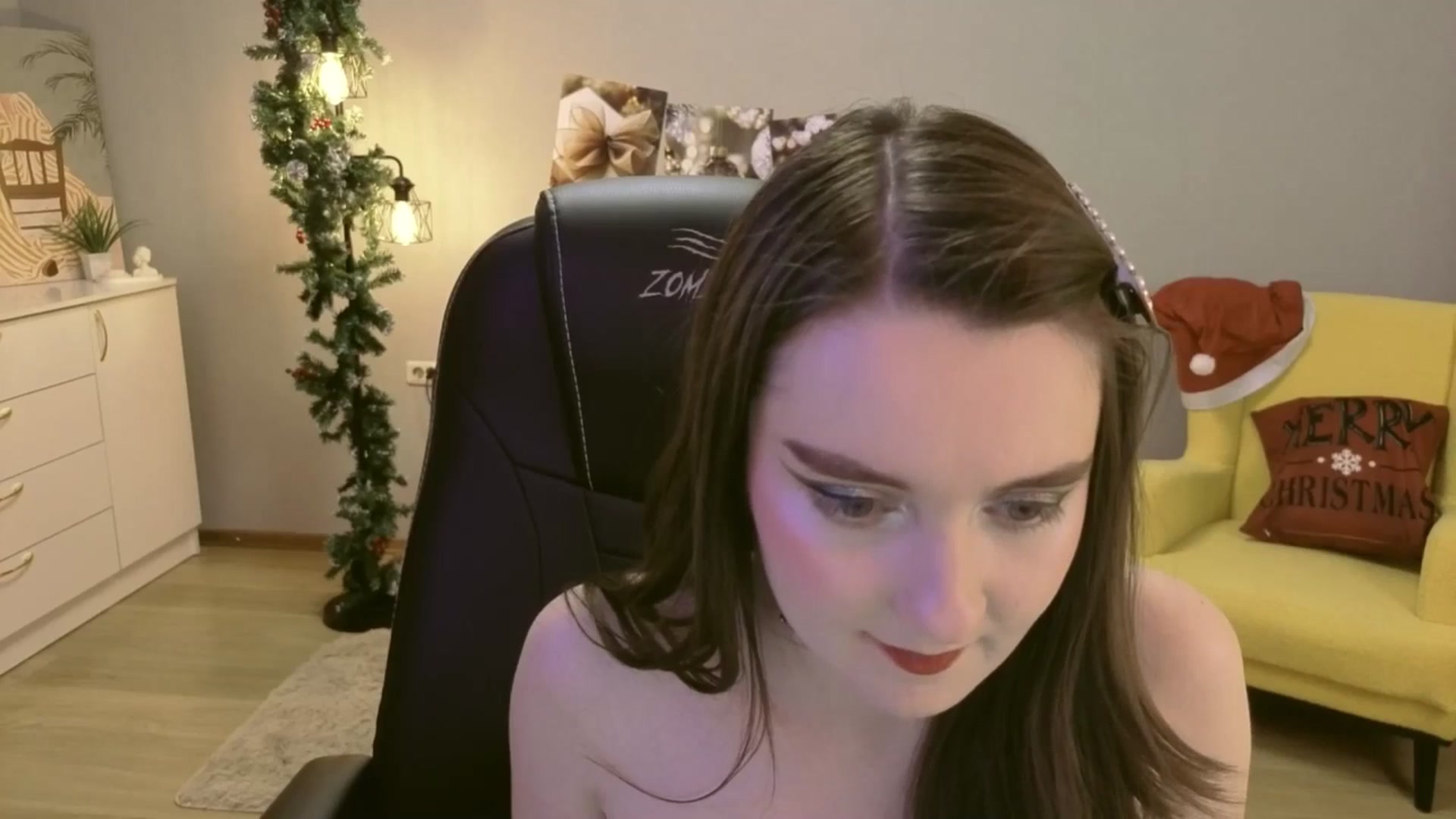 Gallery image thumbnail from Milim_Nava's myfreecams stream on, 12/15/2025, 23:23 image 15 of 20