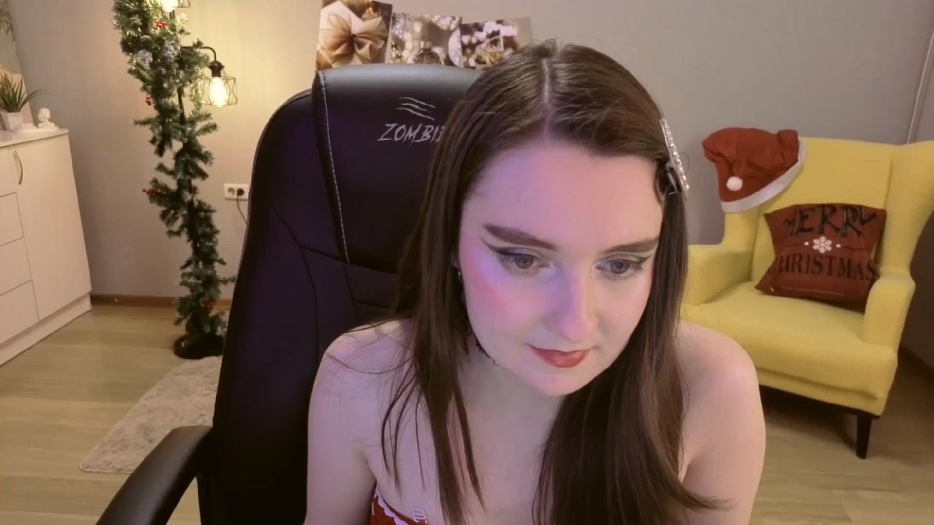 Gallery image thumbnail from Milim_Nava's myfreecams stream on, 12/16/2025, 02:07 image 8 of 20