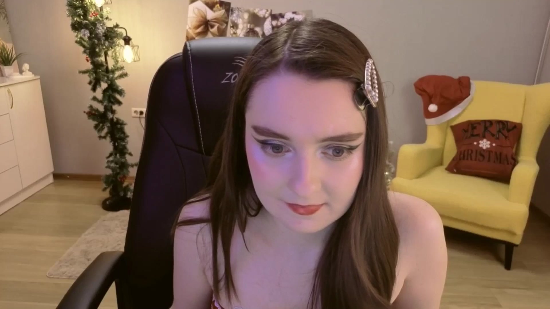 Gallery image thumbnail from Milim_Nava's myfreecams stream on, 12/16/2025, 02:07 image 6 of 20