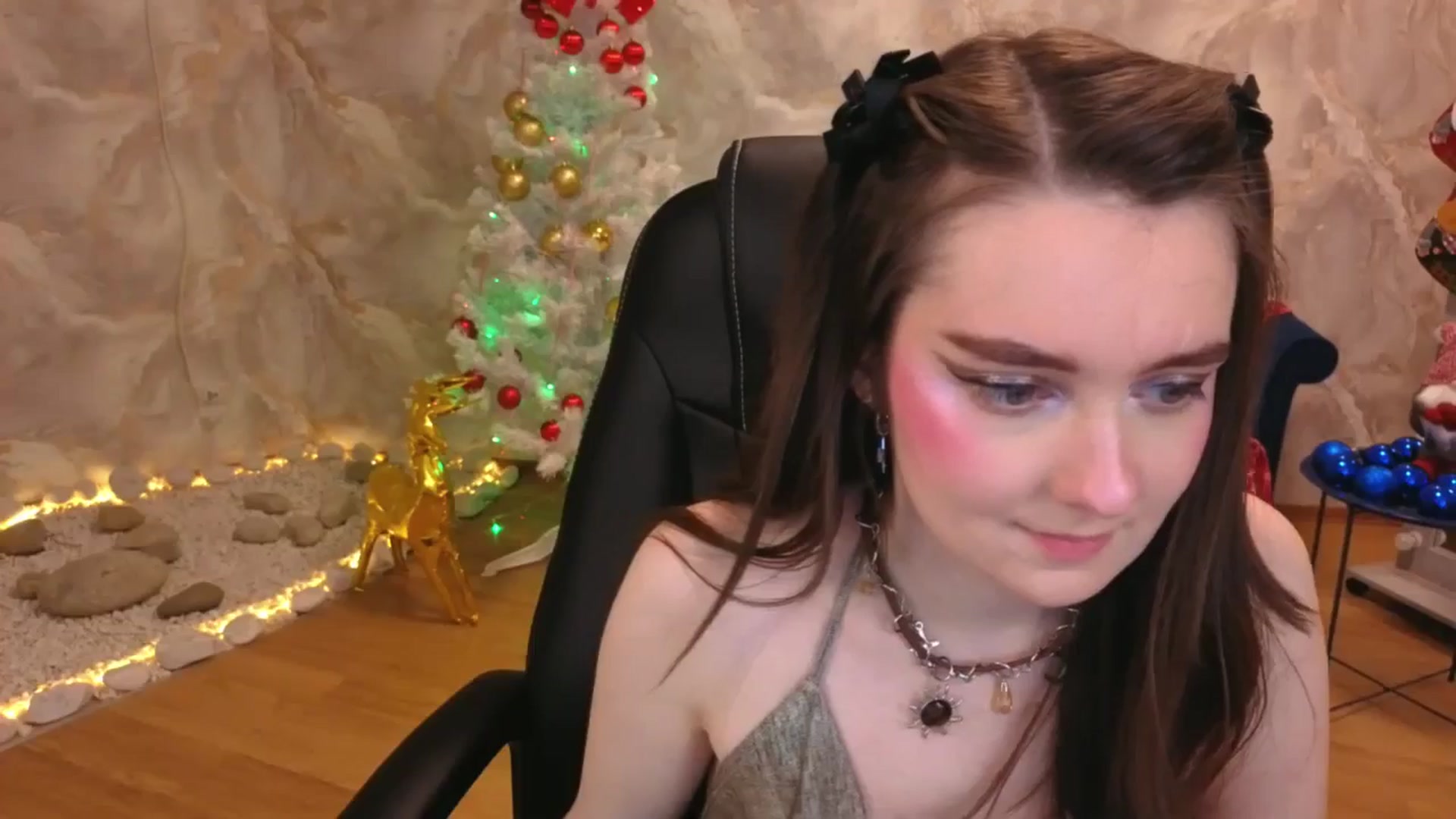 Gallery image thumbnail from Milim_Nava's myfreecams stream on, 12/16/2025, 22:44 image 8 of 20