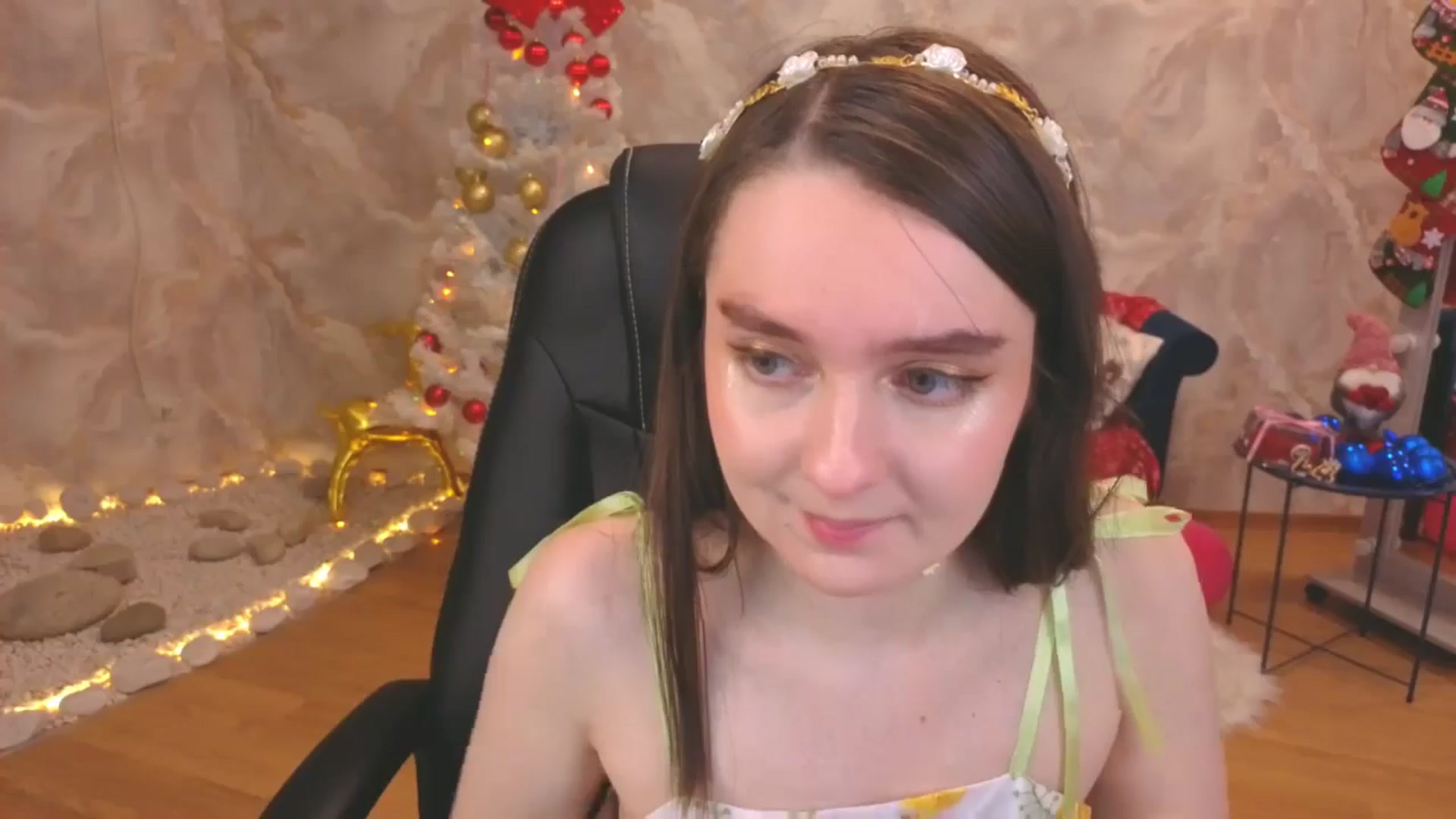 Gallery image thumbnail from Milim_Nava's myfreecams stream on, 12/21/2025, 04:39 image 8 of 20