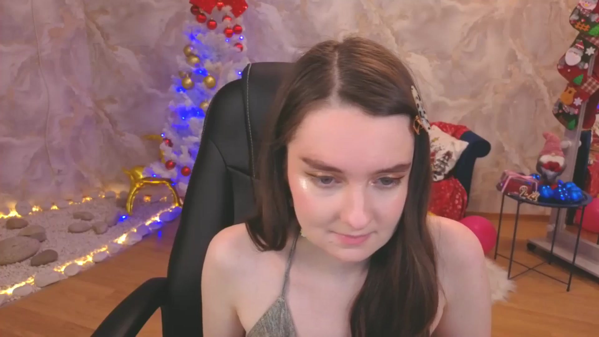 Gallery image thumbnail from Milim_Nava's myfreecams stream on, 12/21/2025, 09:03 image 17 of 20