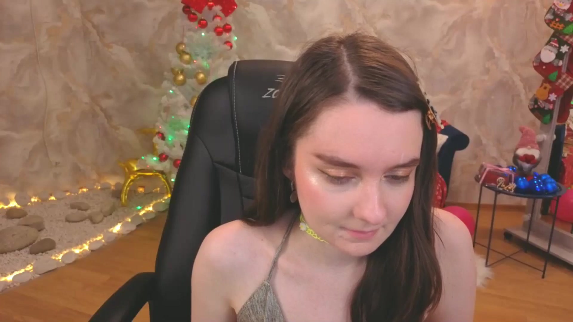 Gallery image thumbnail from Milim_Nava's myfreecams stream on, 12/21/2025, 09:03 image 14 of 20
