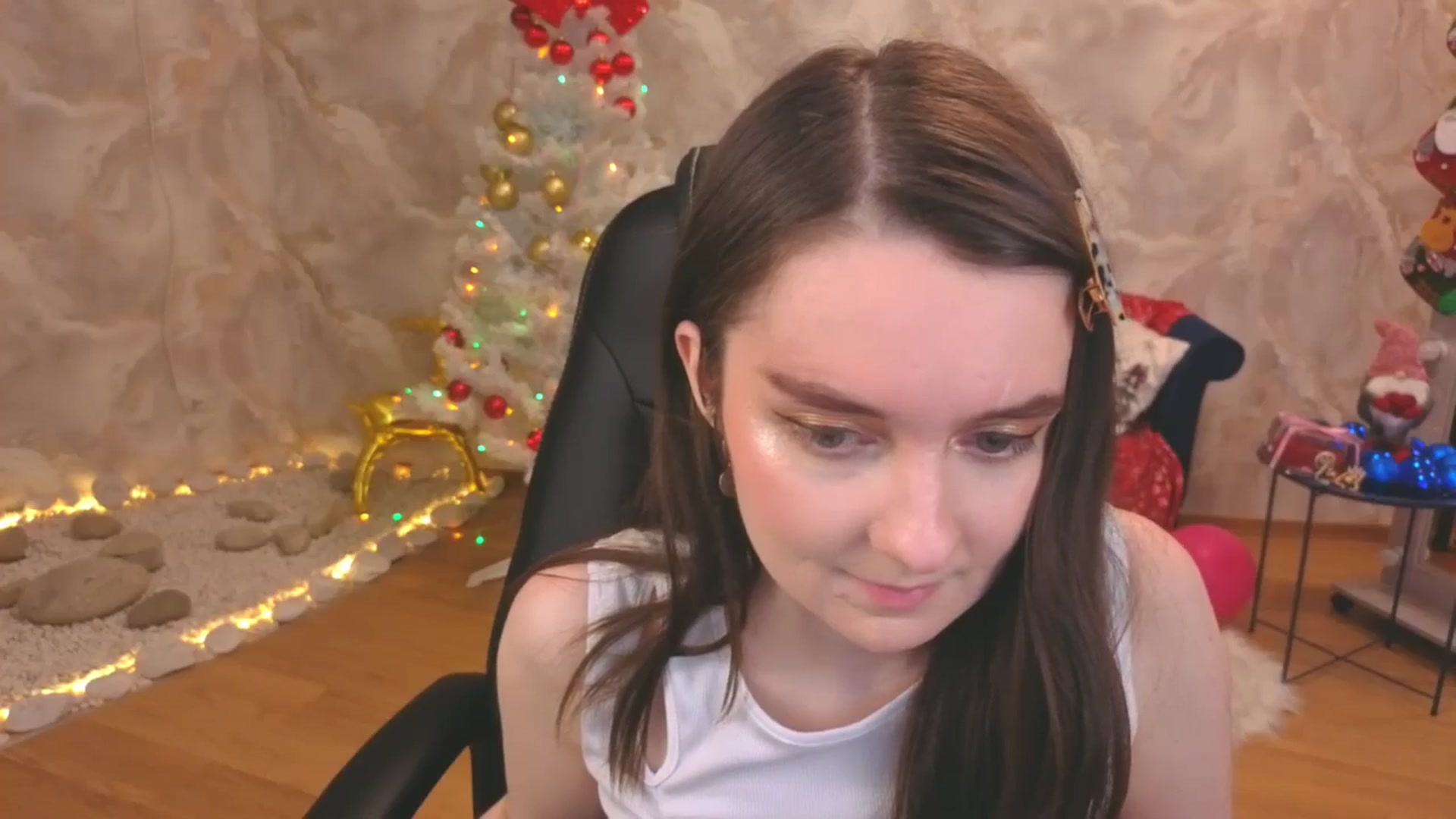 Gallery image thumbnail from Milim_Nava's myfreecams stream on, 12/21/2025, 10:28 image 8 of 20