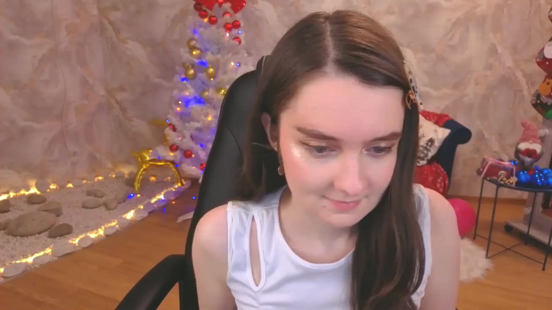 Gallery image thumbnail from Milim_Nava's myfreecams stream on, 12/21/2025, 10:28 image 7 of 20