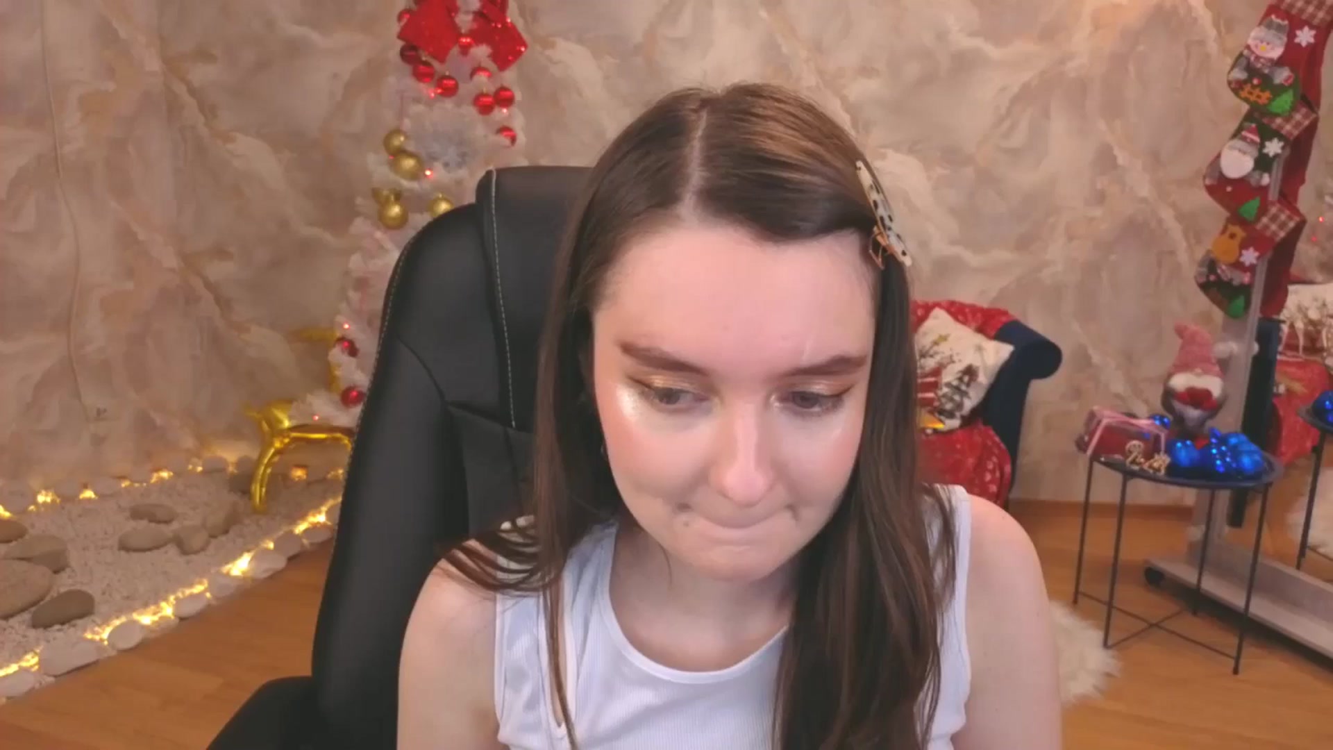 Gallery image thumbnail from Milim_Nava's myfreecams stream on, 12/21/2025, 10:28 image 19 of 20