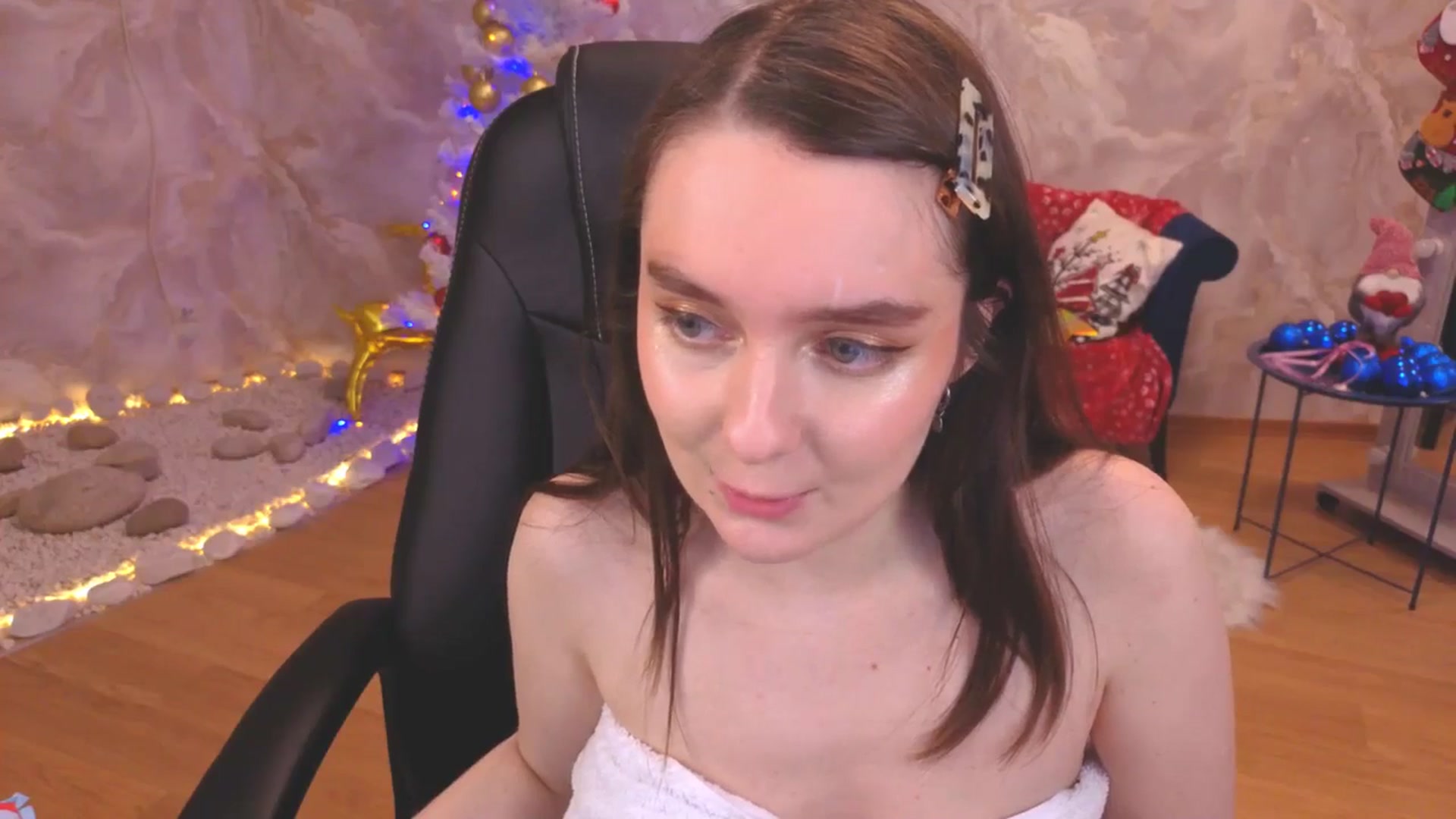 Gallery image thumbnail from Milim_Nava's myfreecams stream on, 12/21/2025, 12:25 image 4 of 20