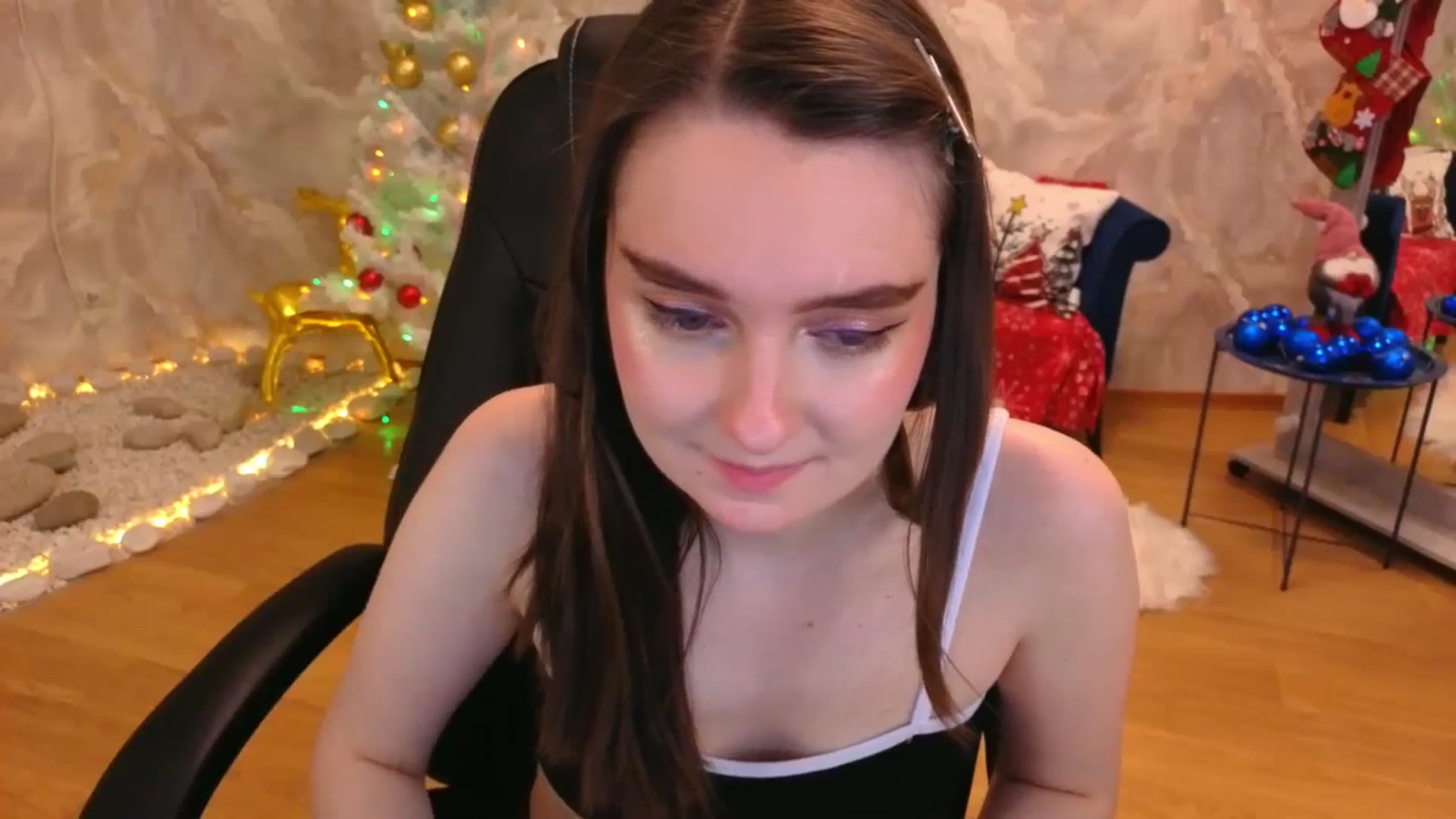 Gallery image thumbnail from Milim_Nava's myfreecams stream on, 12/23/2025, 07:36 image 12 of 20
