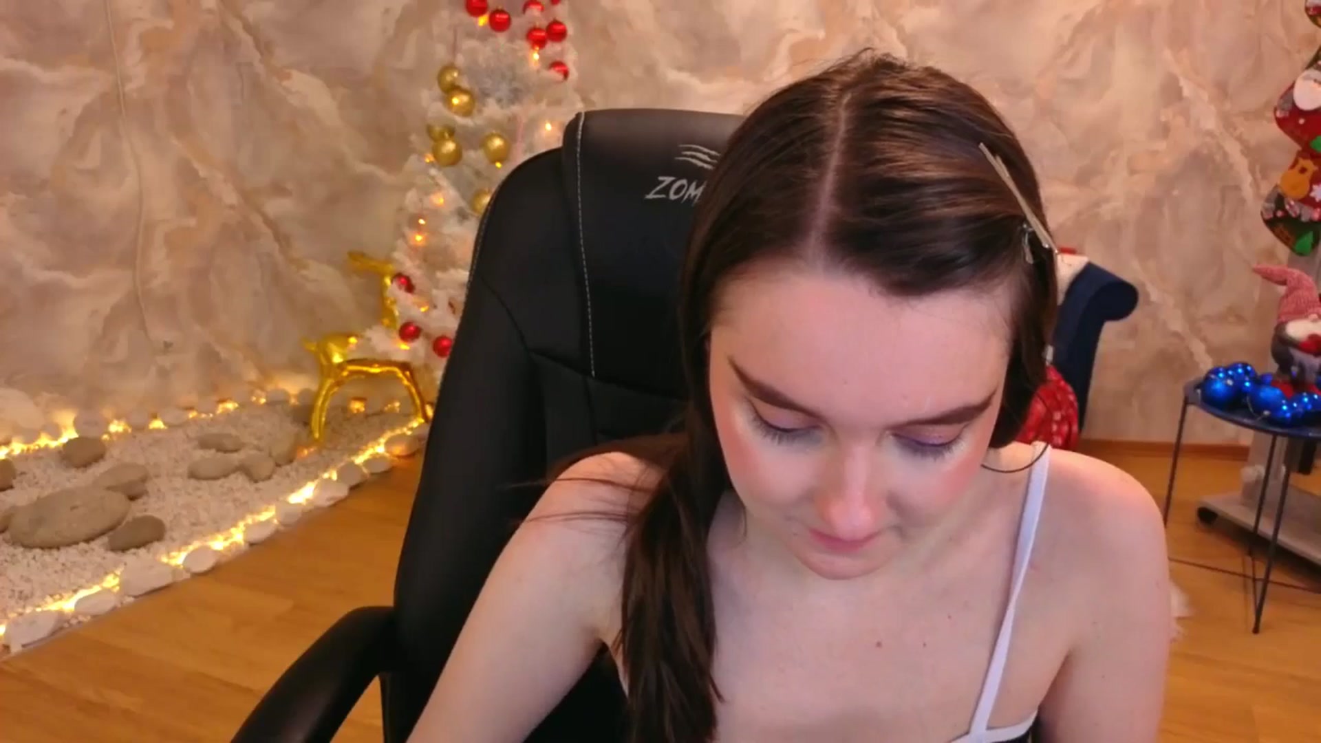 Gallery image thumbnail from Milim_Nava's myfreecams stream on, 12/23/2025, 08:17 image 2 of 20