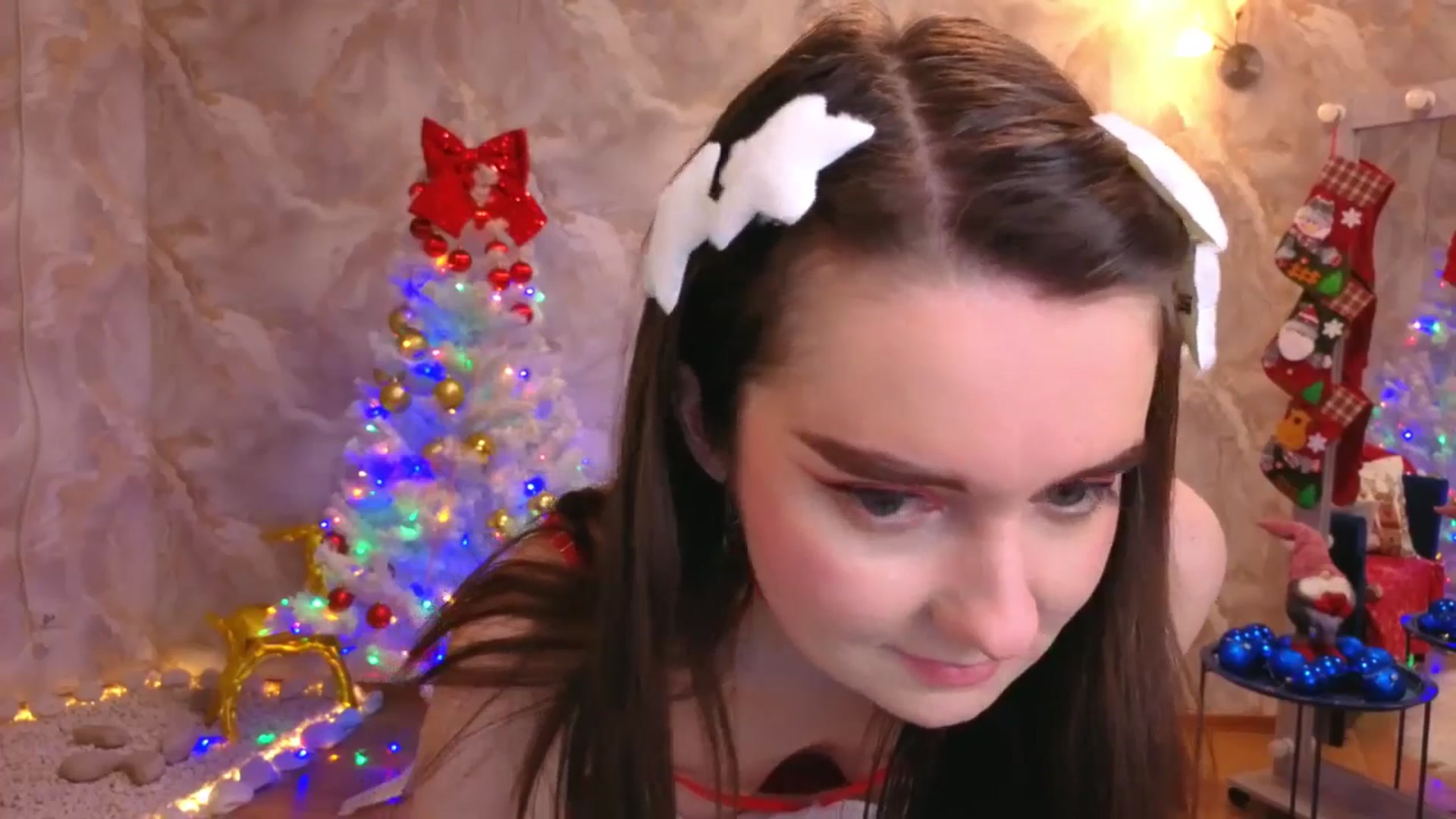 Gallery image thumbnail from Milim_Nava's myfreecams stream on, 12/25/2025, 20:29 image 9 of 20