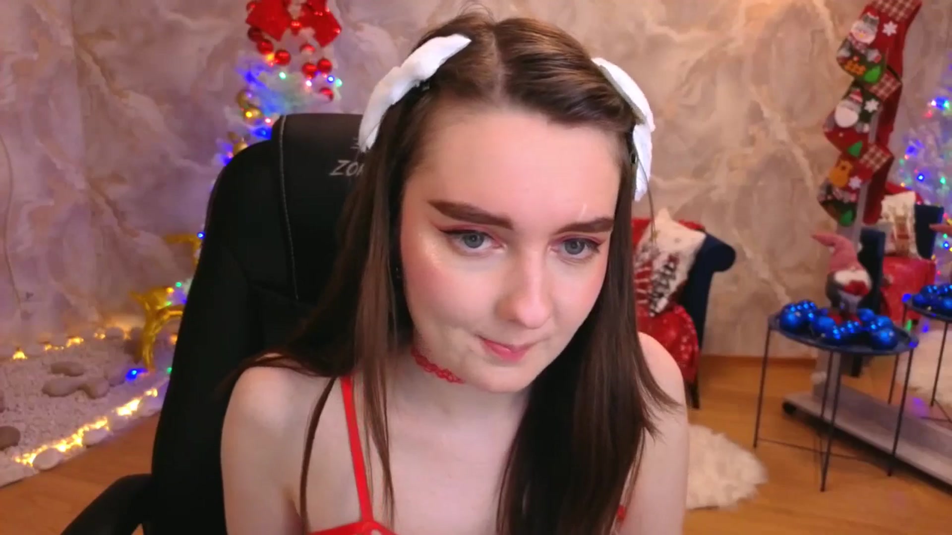 Gallery image thumbnail from Milim_Nava's myfreecams stream on, 12/25/2025, 21:00 image 17 of 20