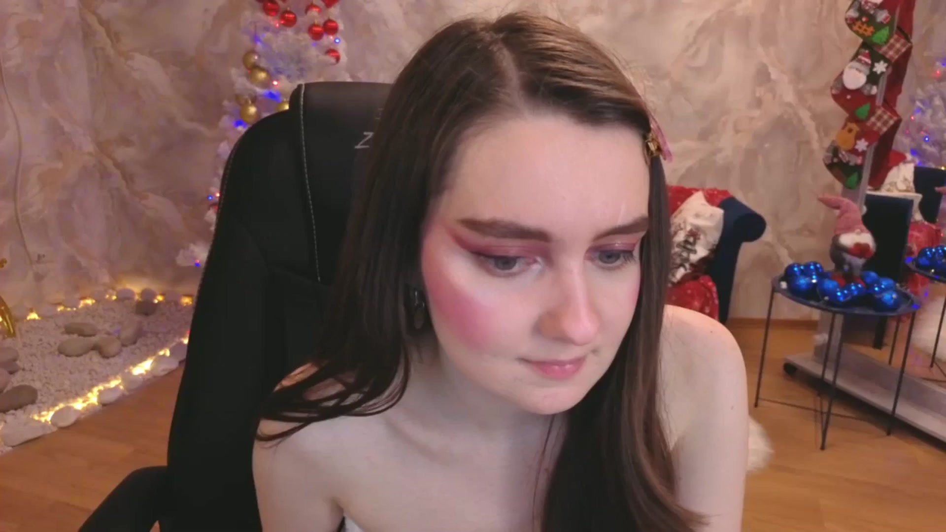 Gallery image thumbnail from Milim_Nava's myfreecams stream on, 12/27/2025, 22:29 image 9 of 20