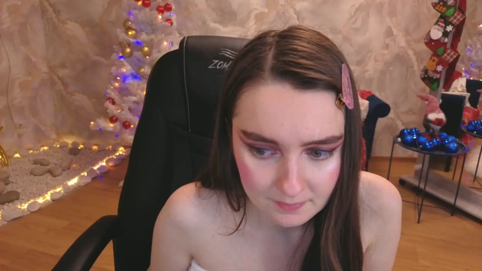 Gallery image thumbnail from Milim_Nava's myfreecams stream on, 12/27/2025, 22:29 image 5 of 20