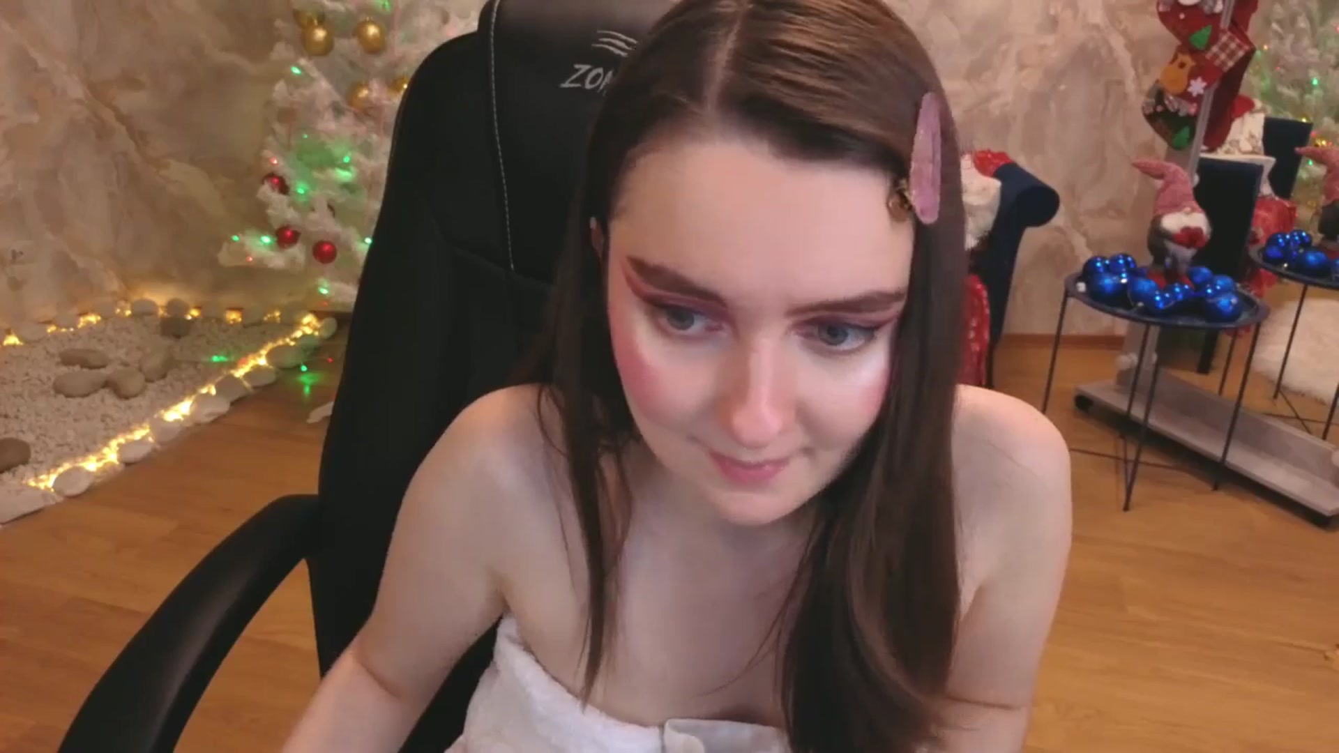 Gallery image thumbnail from Milim_Nava's myfreecams stream on, 12/28/2025, 24:02 image 3 of 20