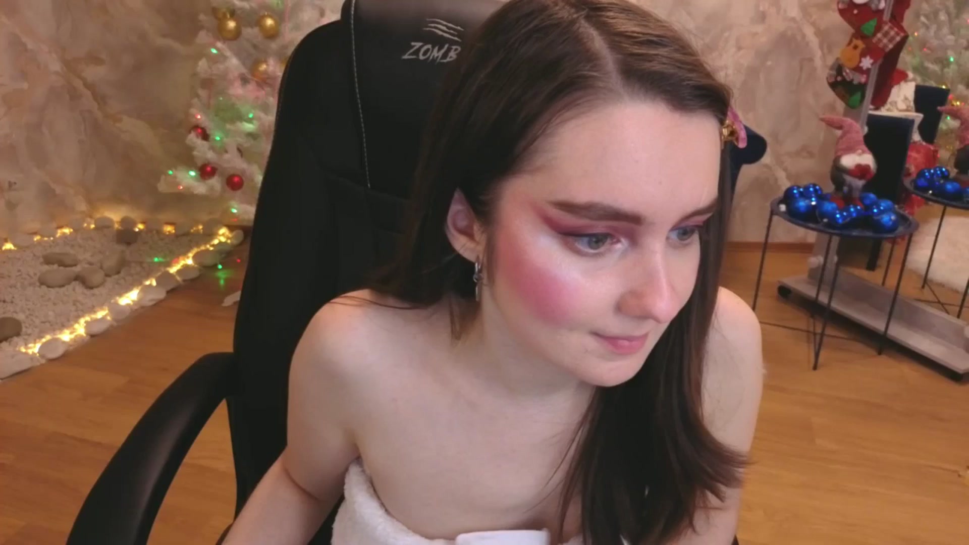 Gallery image thumbnail from Milim_Nava's myfreecams stream on, 12/28/2025, 24:02 image 5 of 20