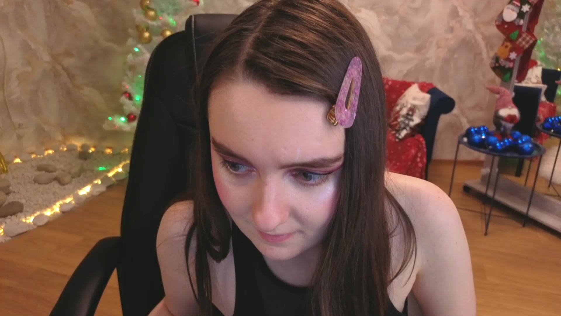 Gallery image thumbnail from Milim_Nava's myfreecams stream on, 12/28/2025, 24:02 image 15 of 20