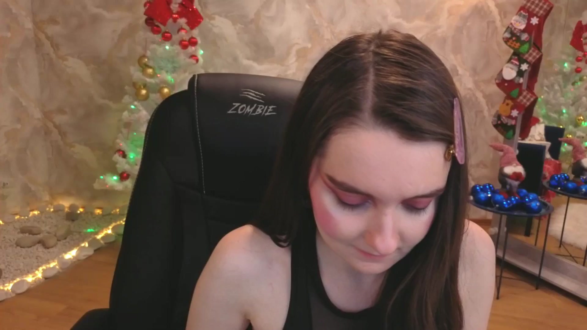 Gallery image thumbnail from Milim_Nava's myfreecams stream on, 12/28/2025, 24:24 image 18 of 20