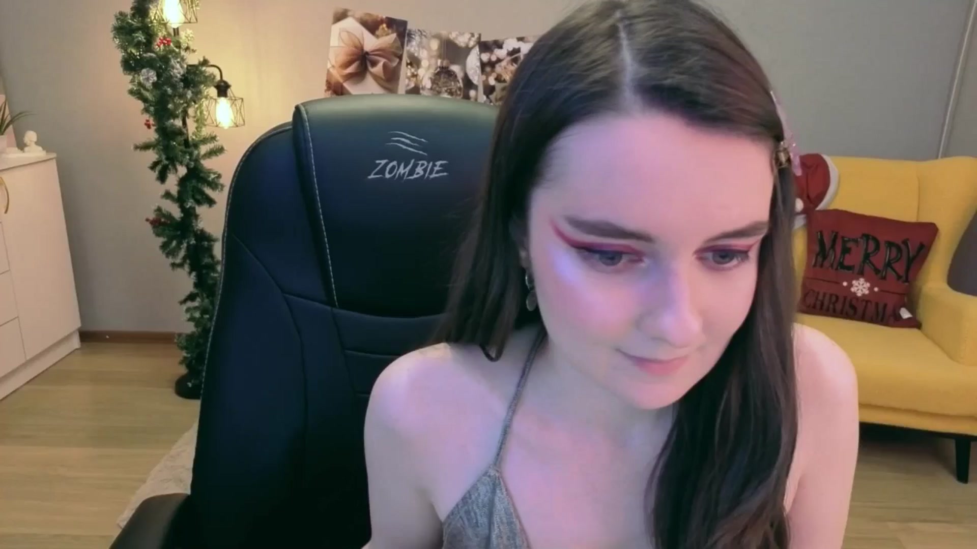 Gallery image thumbnail from Milim_Nava's myfreecams stream on, 12/28/2025, 20:47 image 15 of 20