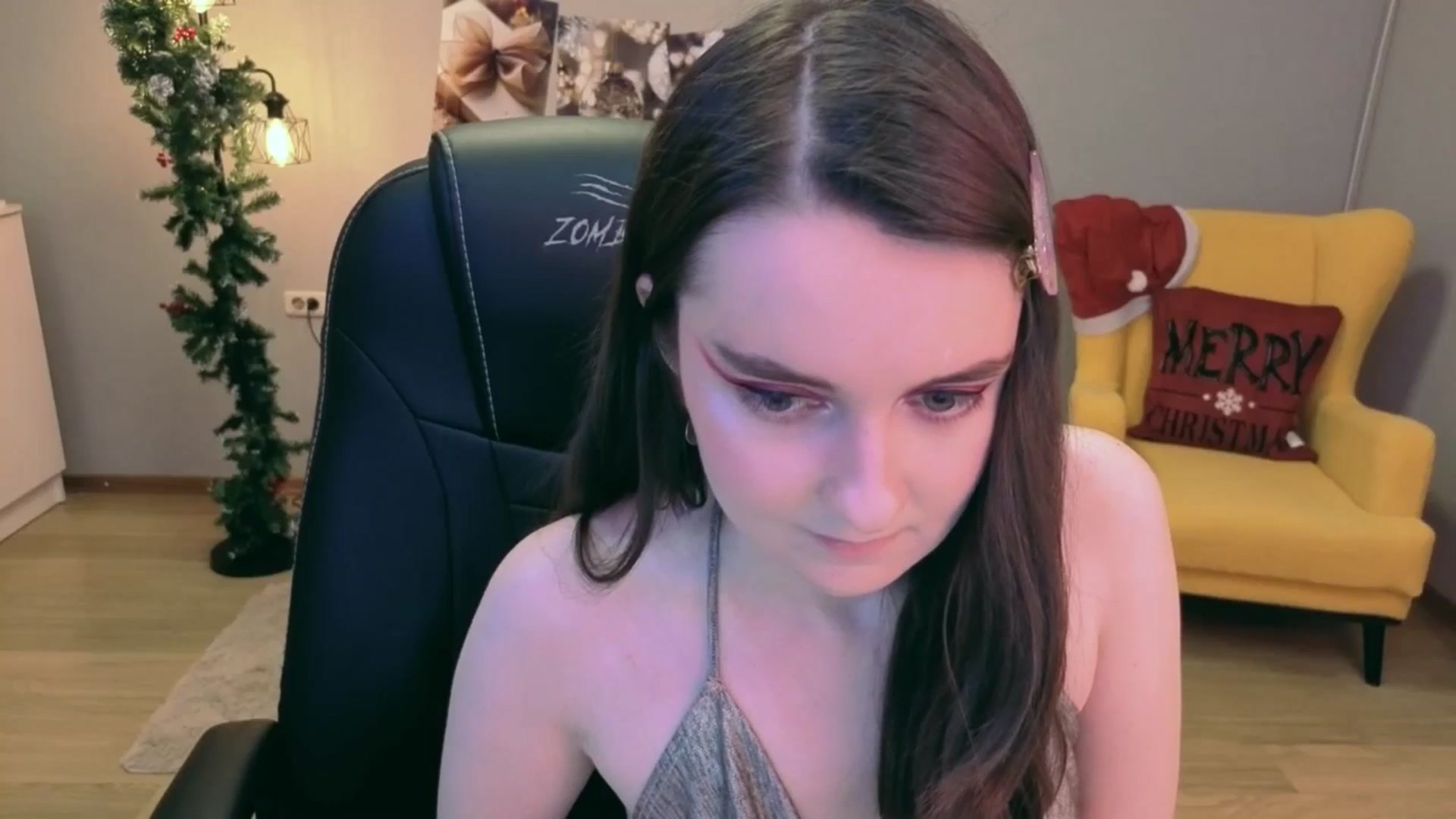Gallery image thumbnail from Milim_Nava's myfreecams stream on, 12/28/2025, 21:41 image 8 of 20