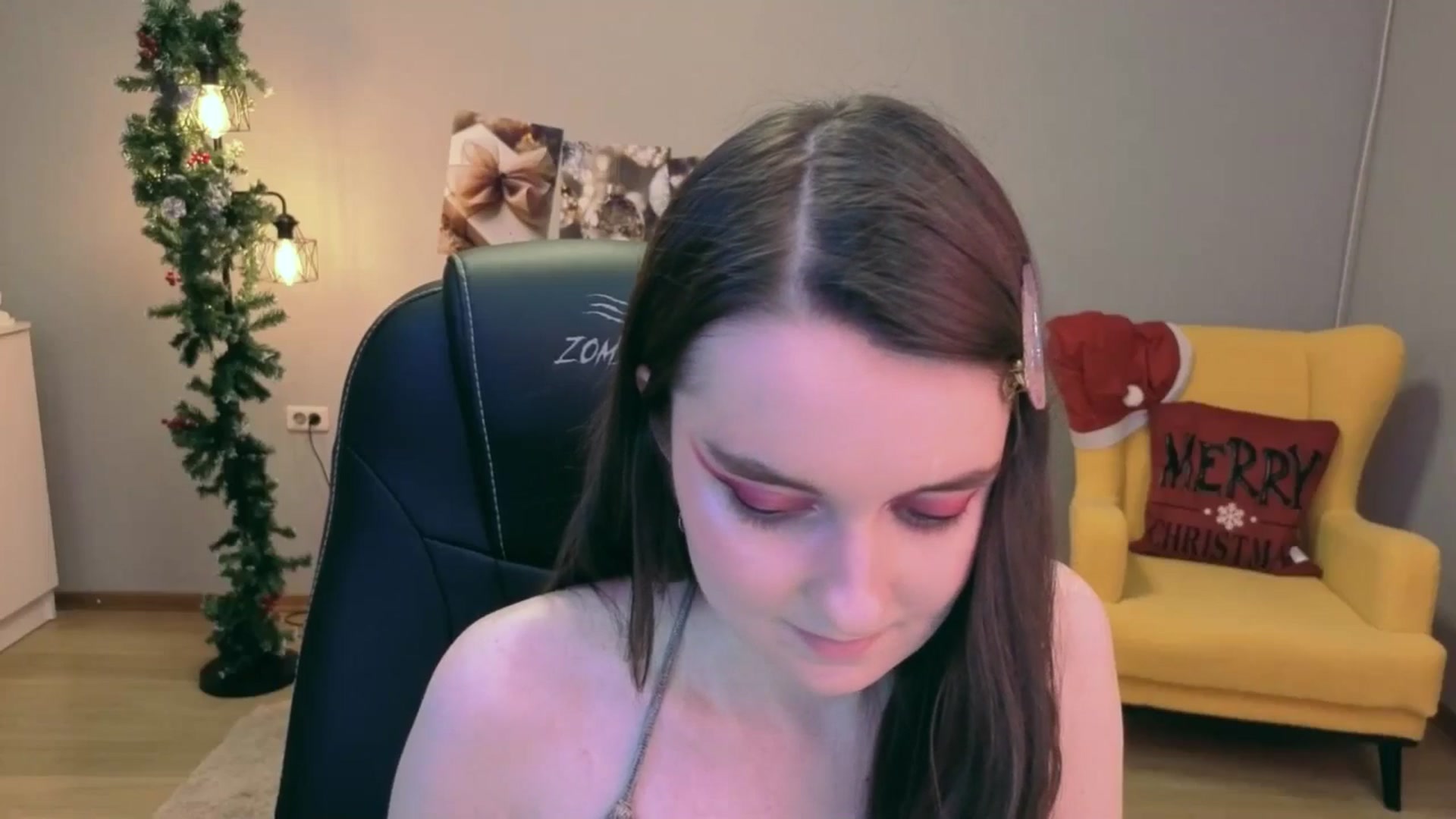 Gallery image thumbnail from Milim_Nava's myfreecams stream on, 12/28/2025, 21:41 image 5 of 20