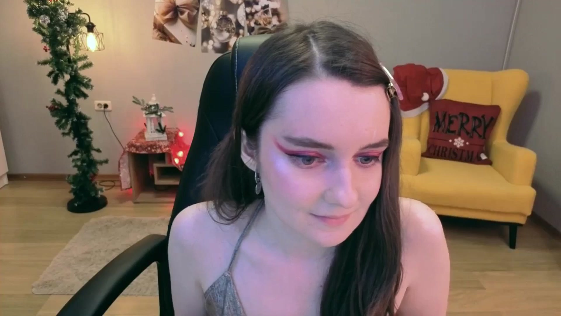 Gallery image thumbnail from Milim_Nava's myfreecams stream on, 12/28/2025, 22:35 image 18 of 20