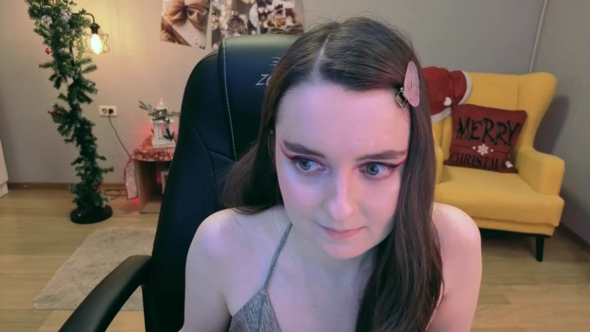 Gallery image thumbnail from Milim_Nava's myfreecams stream on, 12/28/2025, 22:35 image 14 of 20