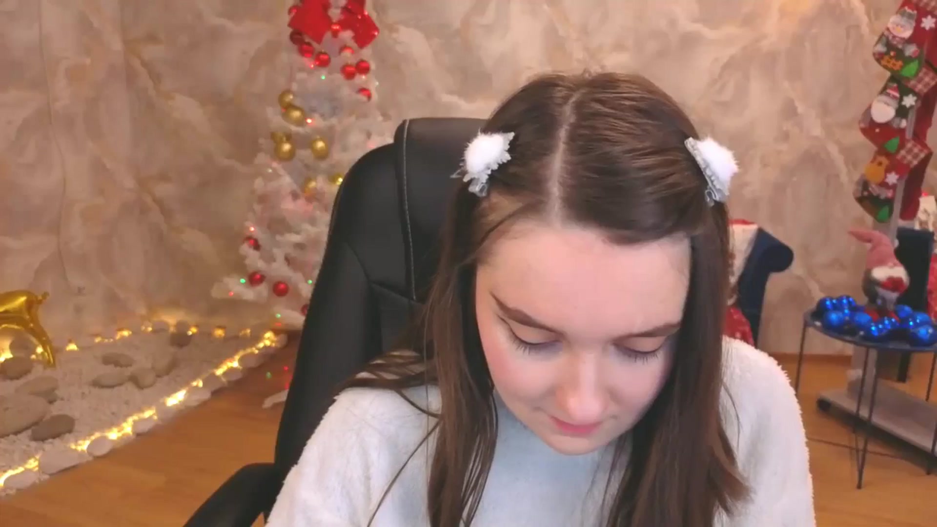 Gallery image thumbnail from Milim_Nava's myfreecams stream on, 12/29/2025, 19:09 image 16 of 20