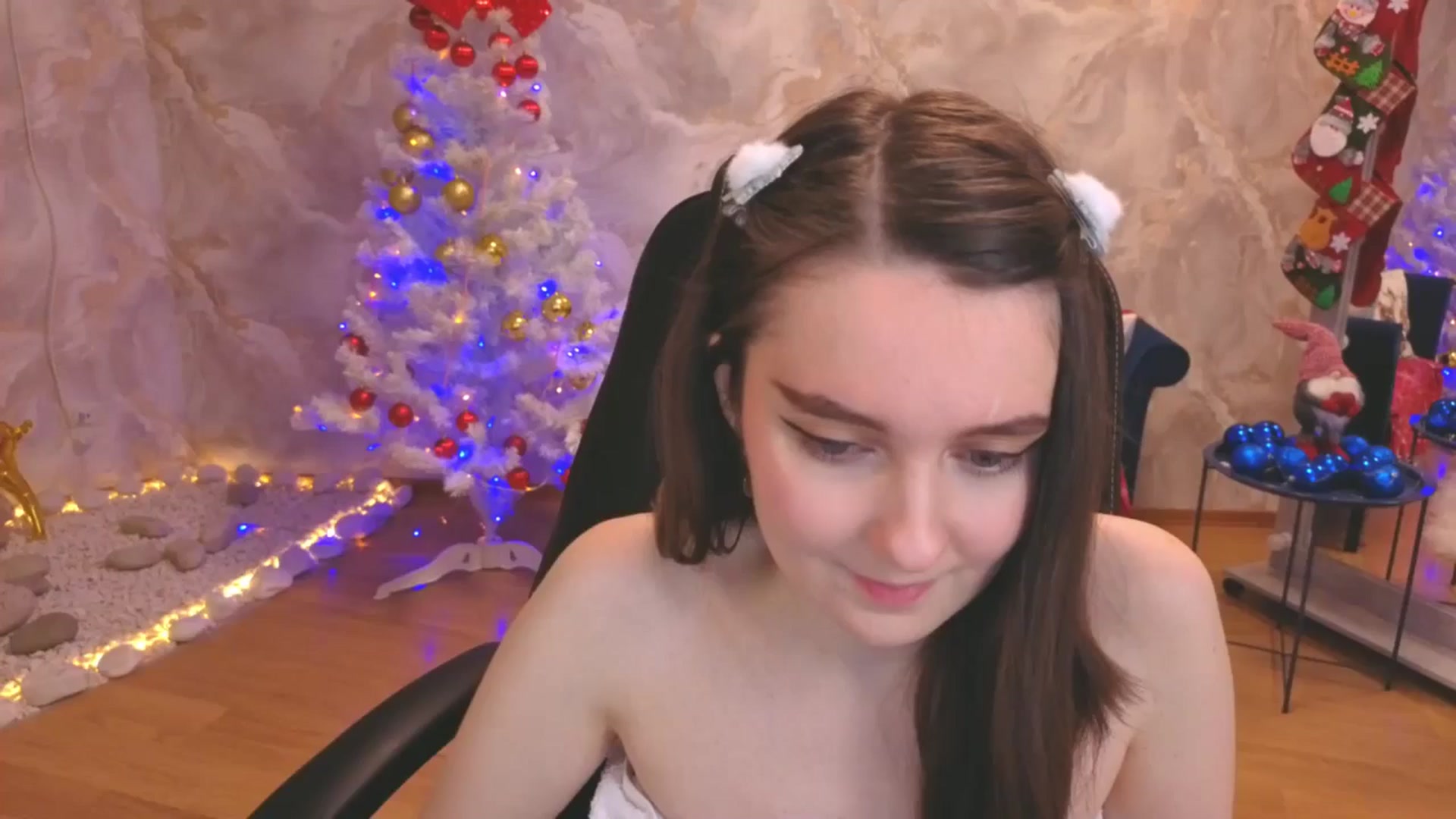 Gallery image thumbnail from Milim_Nava's myfreecams stream on, 12/29/2025, 20:25 image 17 of 20