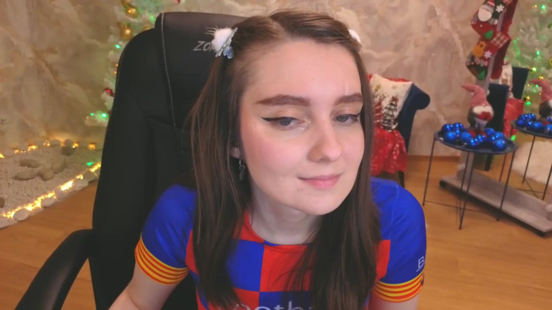 Gallery image thumbnail from Milim_Nava's myfreecams stream on, 12/30/2025, 24:03 image 18 of 20
