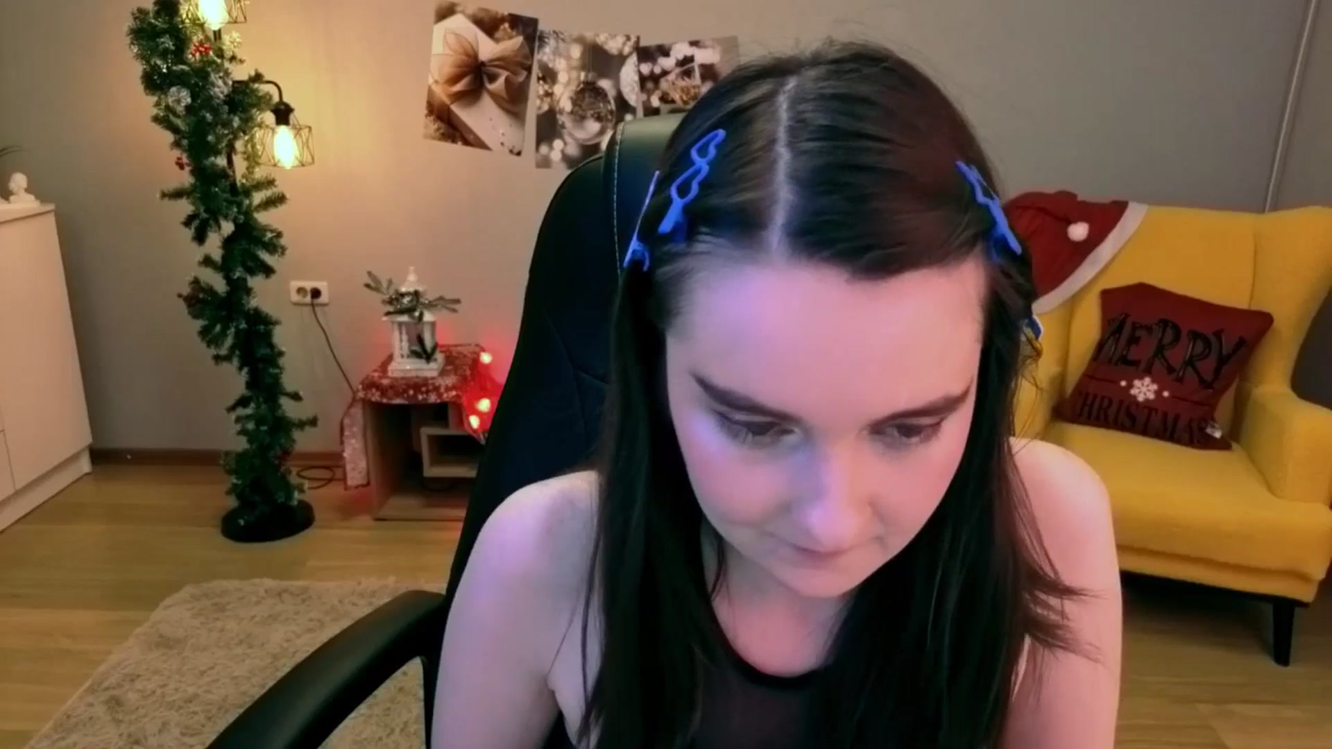 Gallery image thumbnail from Milim_Nava's myfreecams stream on, 12/31/2025, 24:13 image 2 of 20