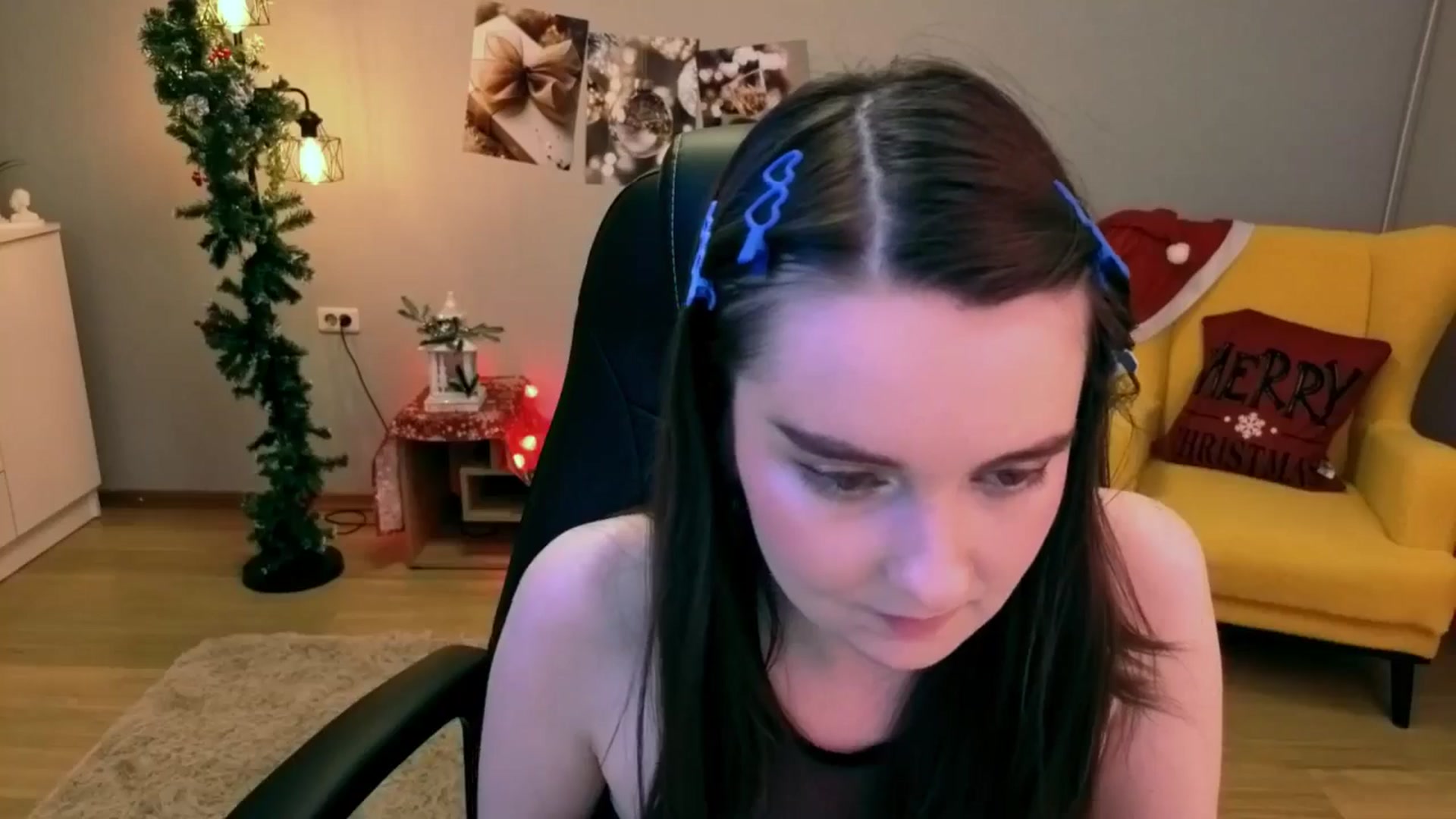 Gallery image thumbnail from Milim_Nava's myfreecams stream on, 12/31/2025, 24:13 image 4 of 20