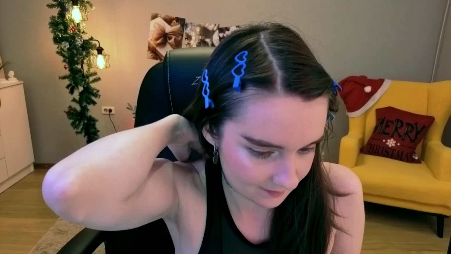 Gallery image thumbnail from Milim_Nava's myfreecams stream on, 12/31/2025, 24:13 image 16 of 20