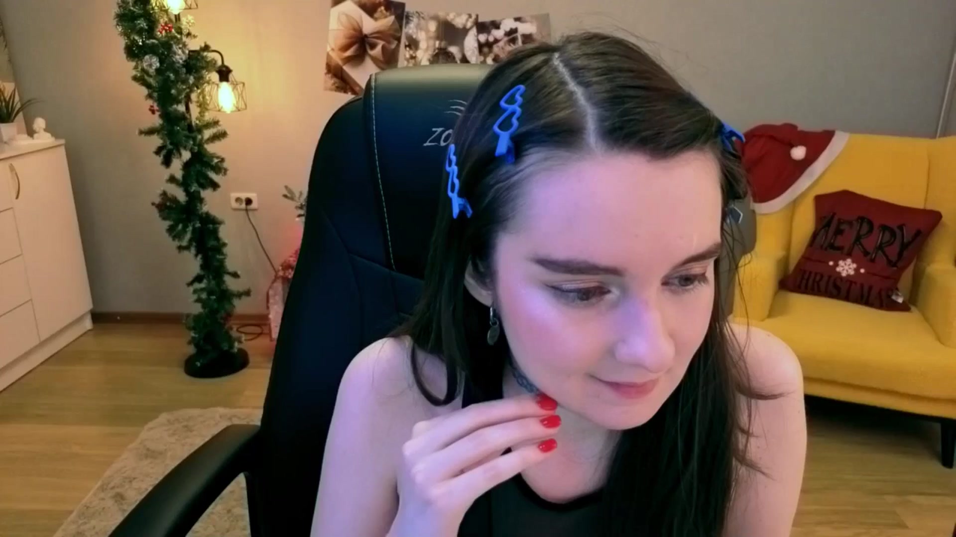 Gallery image thumbnail from Milim_Nava's myfreecams stream on, 12/31/2025, 24:13 image 20 of 20