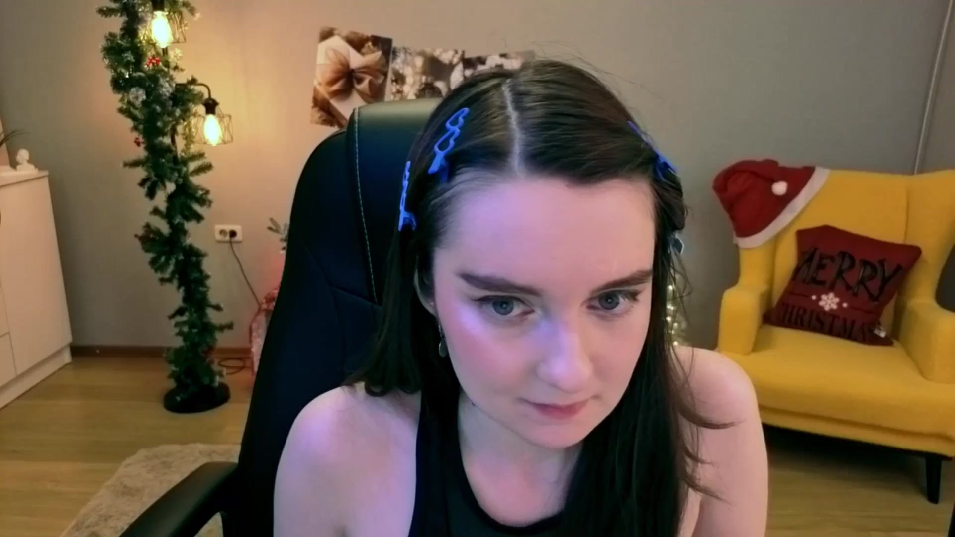 Gallery image thumbnail from Milim_Nava's myfreecams stream on, 12/31/2025, 24:13 image 18 of 20