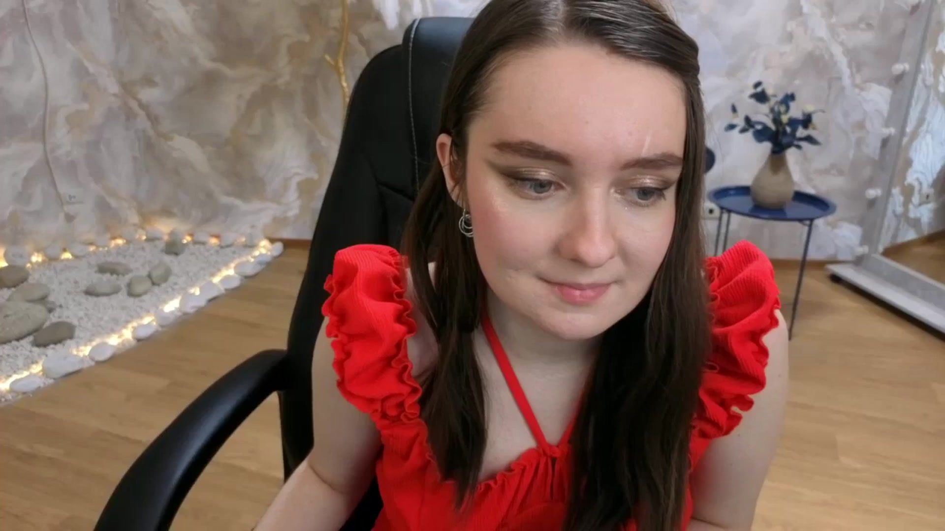 Gallery image thumbnail from Milim_Nava's myfreecams stream on, 01/25/2026, 18:35 image 16 of 20