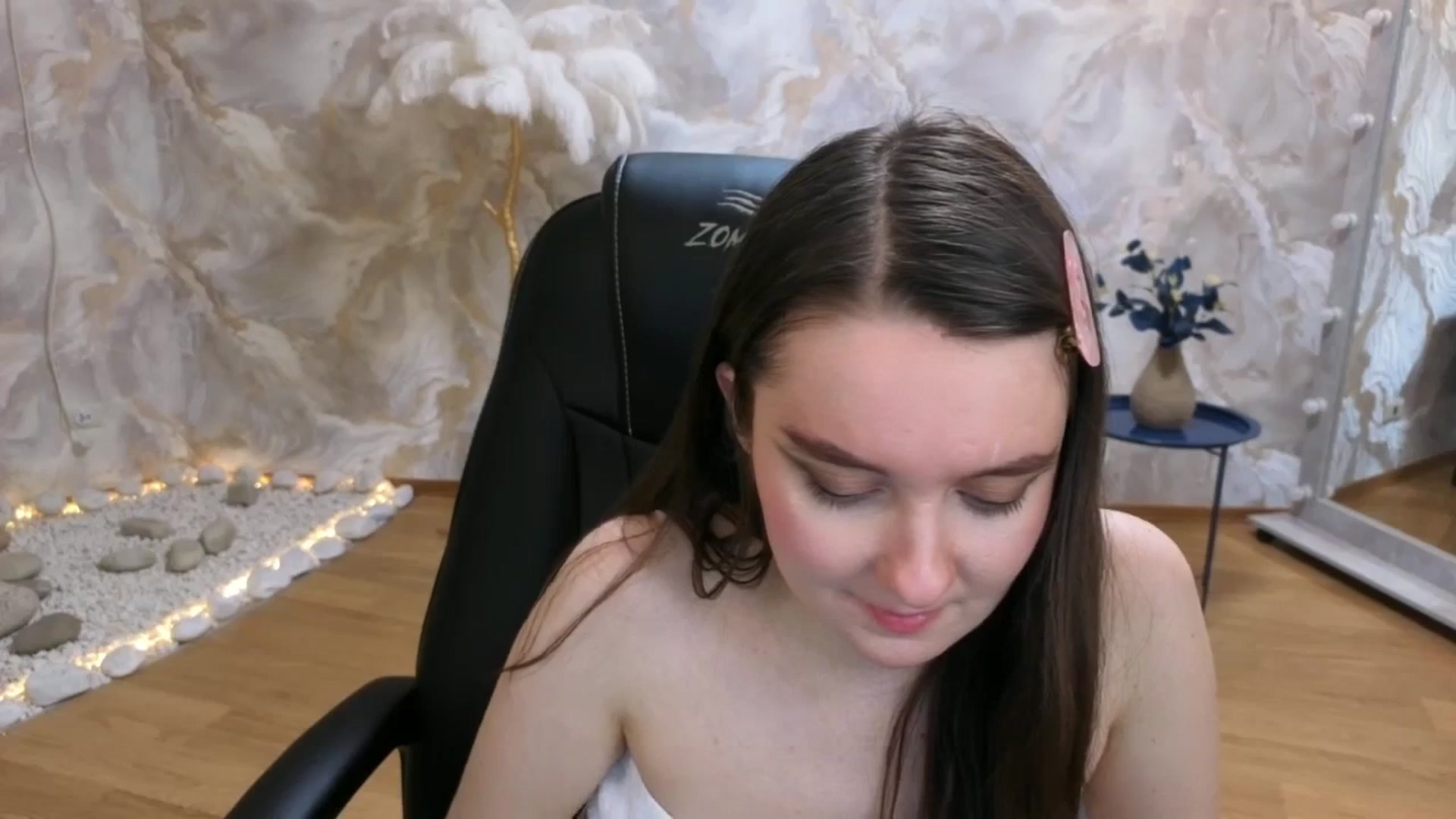 Gallery image thumbnail from Milim_Nava's myfreecams stream on, 01/25/2026, 21:17 image 5 of 20