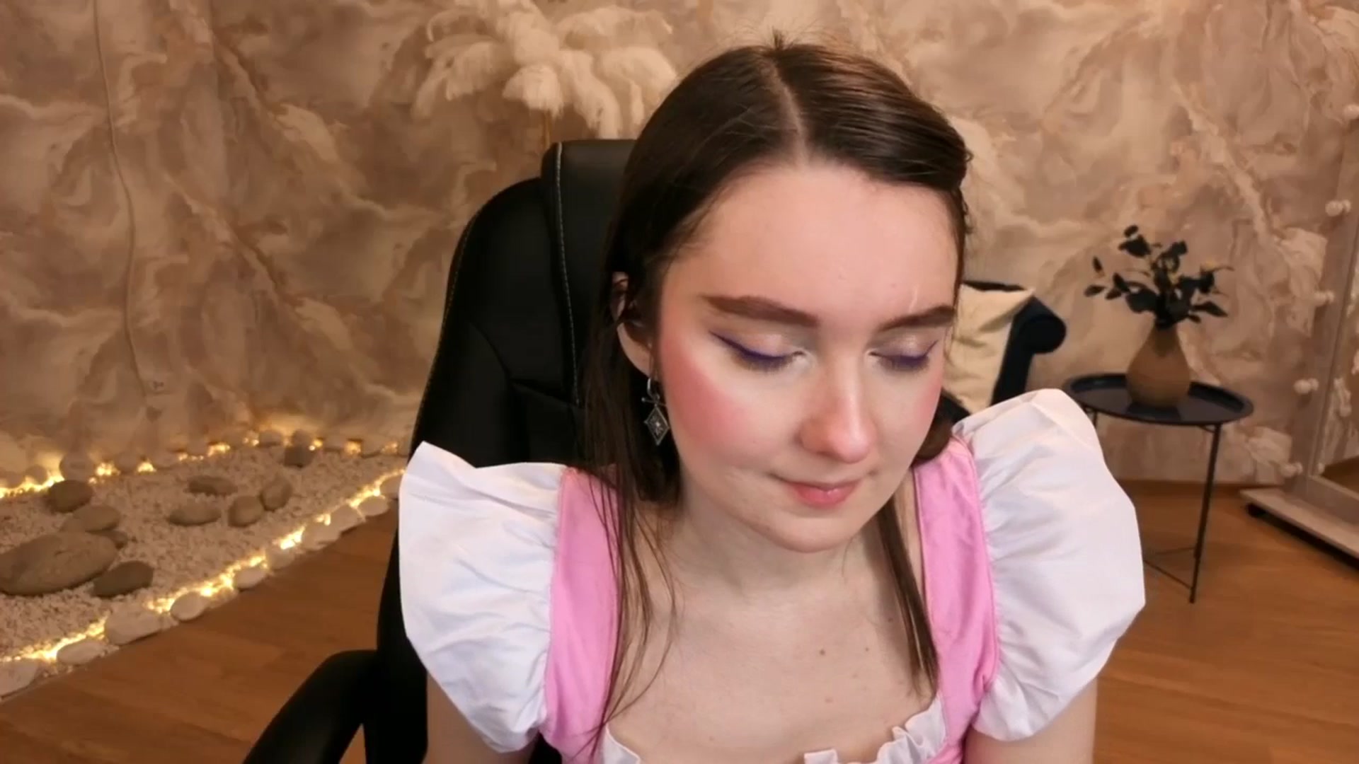 Gallery image thumbnail from Milim_Nava's myfreecams stream on, 01/31/2026, 19:17 image 2 of 20
