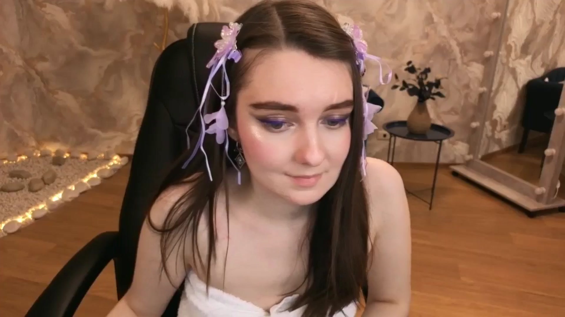 Gallery image thumbnail from Milim_Nava's myfreecams stream on, 02/01/2026, 20:03 image 19 of 20